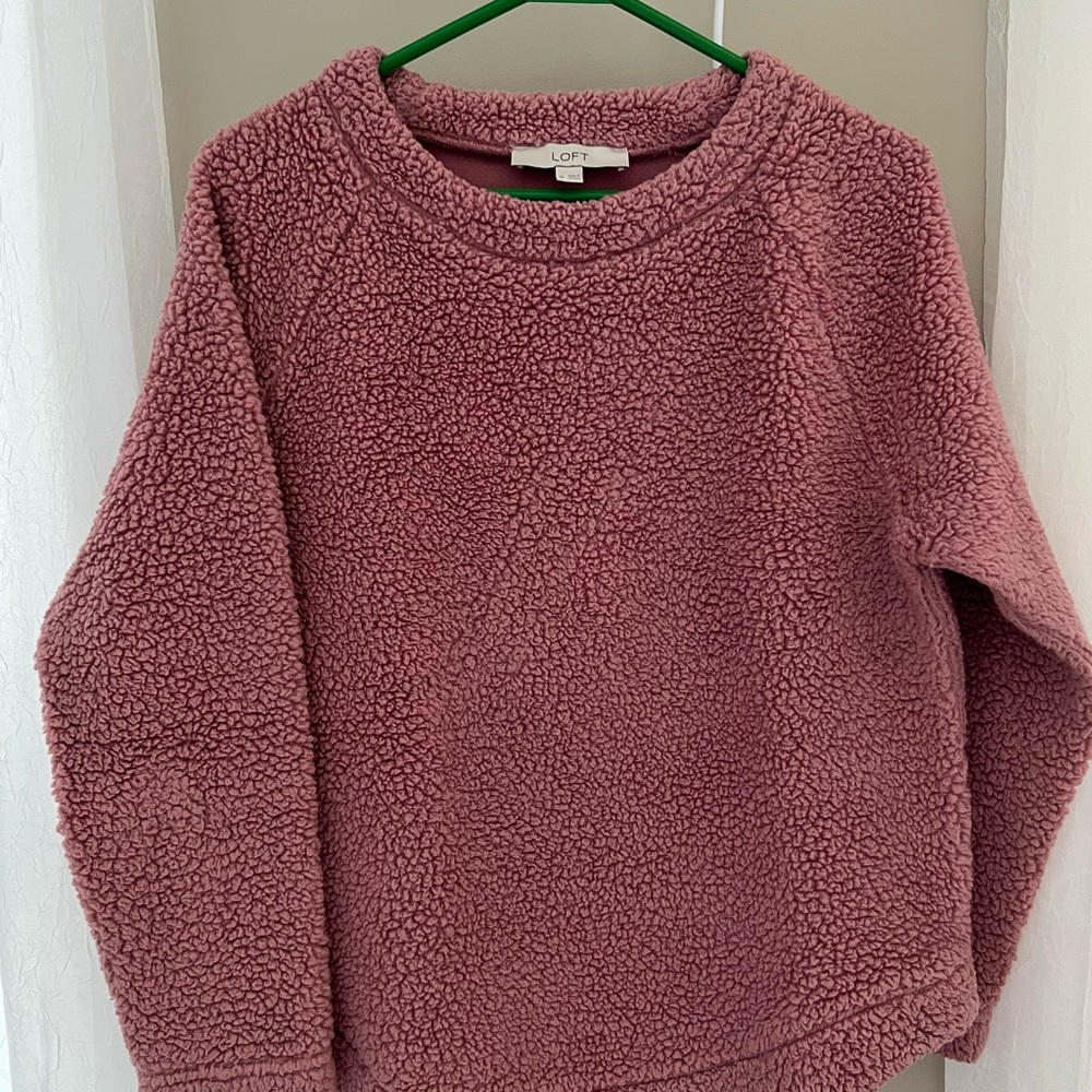 LOFT Women's Mauve Crew Neck Sweater